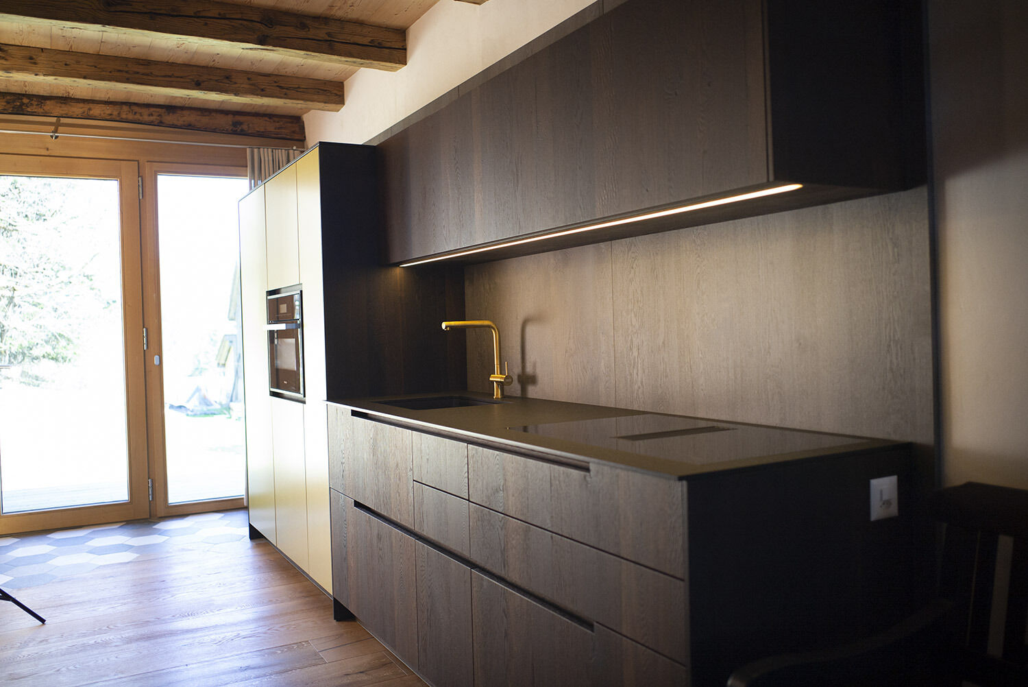 no5-chambre.hote-jura-franches-montagnes-cuisine-02.jpg